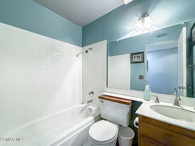 564 Strauss Drive, Newbury Park, CA 91320