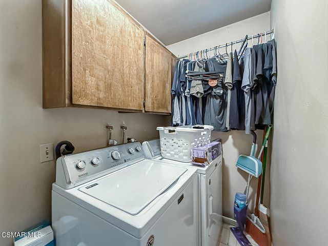 564 Strauss Drive, Newbury Park, CA 91320