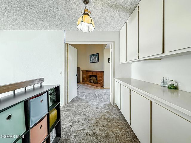 564 Strauss Drive, Newbury Park, CA 91320