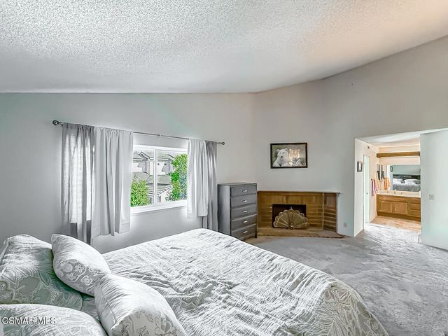 564 Strauss Drive, Newbury Park, CA 91320