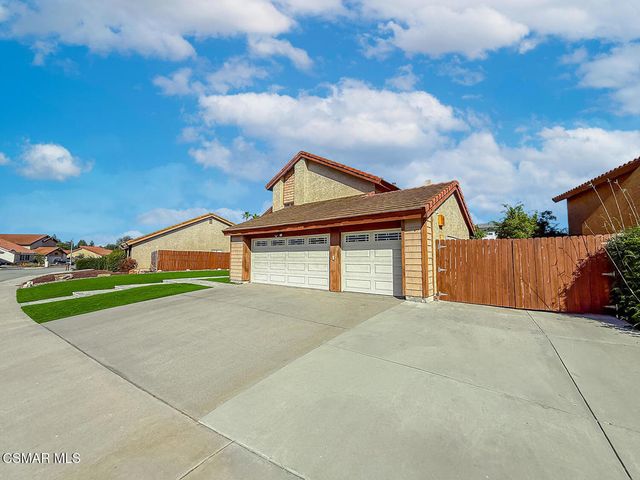 564 Strauss Drive, Newbury Park, CA 91320