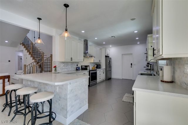 2135 Saratoga Street, Las Vegas, NV 89146