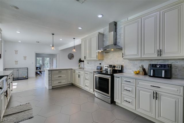 2135 Saratoga Street, Las Vegas, NV 89146