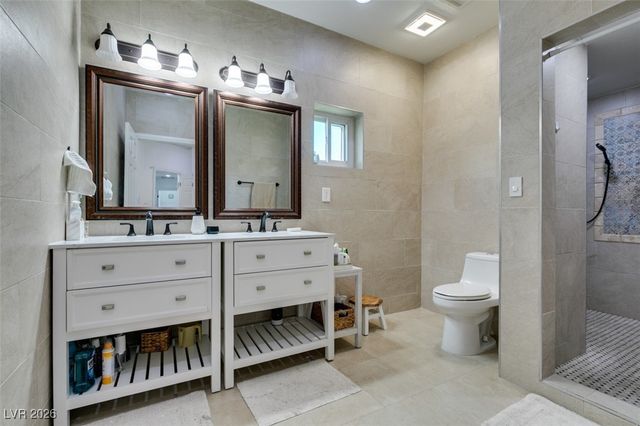 2135 Saratoga Street, Las Vegas, NV 89146