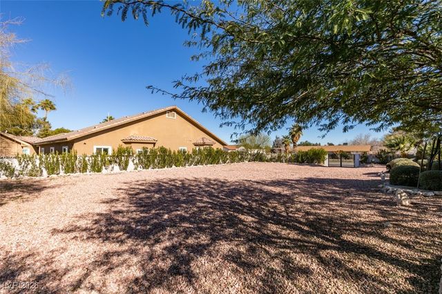 2135 Saratoga Street, Las Vegas, NV 89146