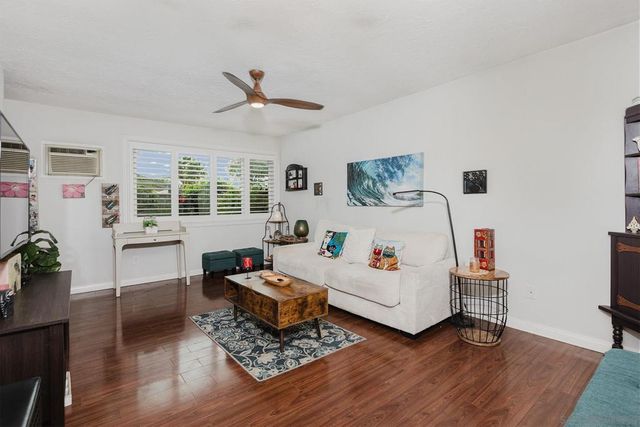 10214 Michala Pl, Santee, CA 92071