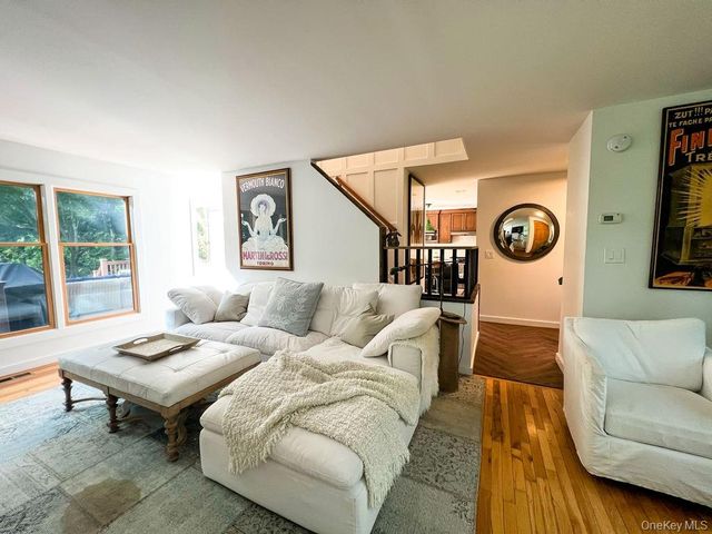 1045 Wagon Wheel Lane, Cutchogue, NY 11935