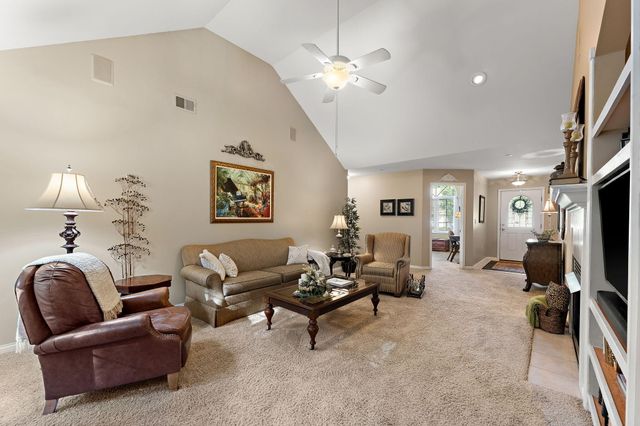 3431 Drivers Way, Chesterton, IN 46304