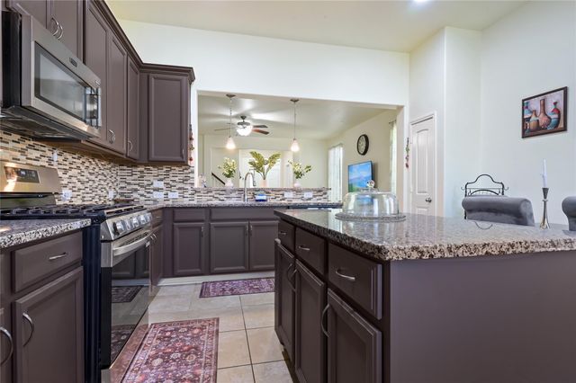 8126 Heartbrook Field Lane, Cypress, TX 77433