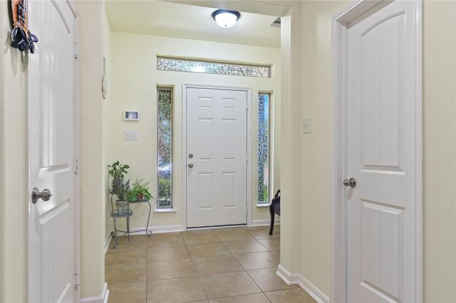 8126 Heartbrook Field Lane, Cypress, TX 77433