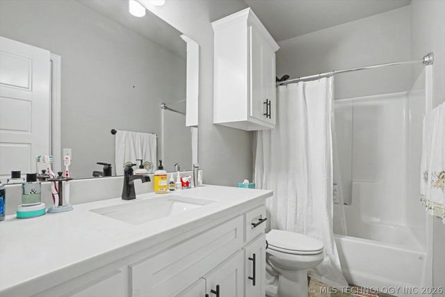 1926 W Imperial Street, Broken Arrow, OK 74011