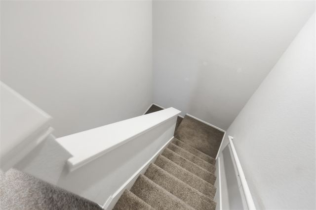 4501 Whispering Valley DR 24, Austin, TX 78727