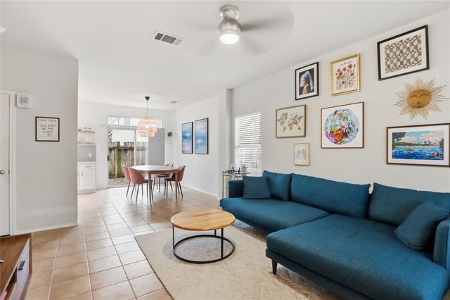 4501 Whispering Valley DR 24, Austin, TX 78727