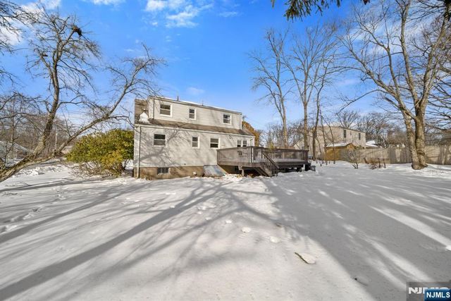 417 Tenakill Drive, Northvale, NJ 07647