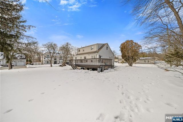 417 Tenakill Drive, Northvale, NJ 07647