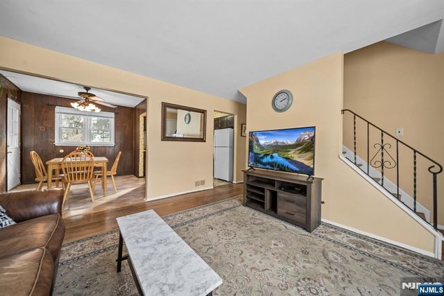 417 Tenakill Drive, Northvale, NJ 07647