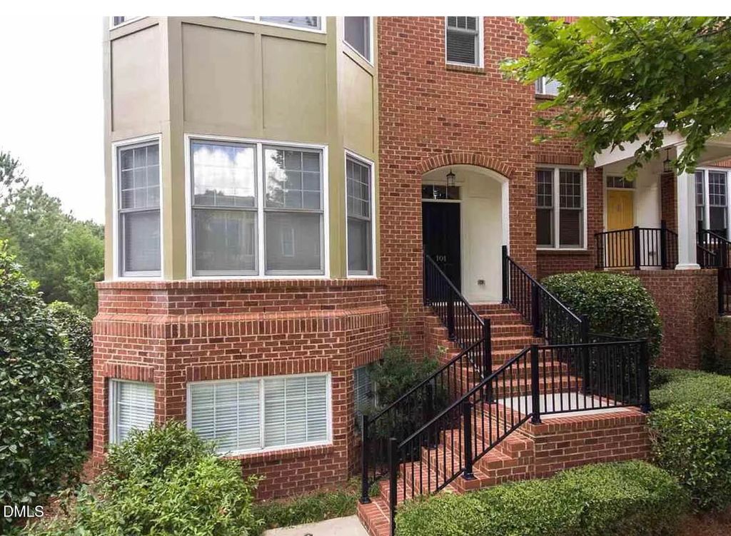 101 Finsbury Street, Durham, NC 27703