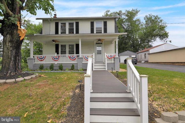 830 W ROUTE 897, Reinholds, PA 17569