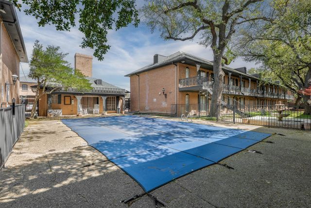 6015 E University Boulevard 126, Dallas, TX 75206