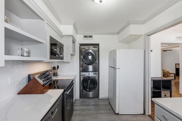 6015 E University Boulevard 126, Dallas, TX 75206