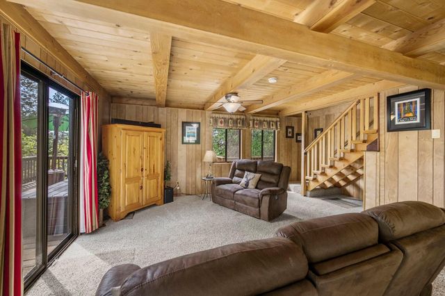 2271 Mustang Rd, Arnold, CA 95223