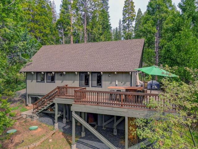 2271 Mustang Rd, Arnold, CA 95223