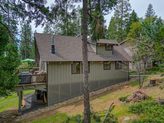 2271 Mustang Rd, Arnold, CA 95223