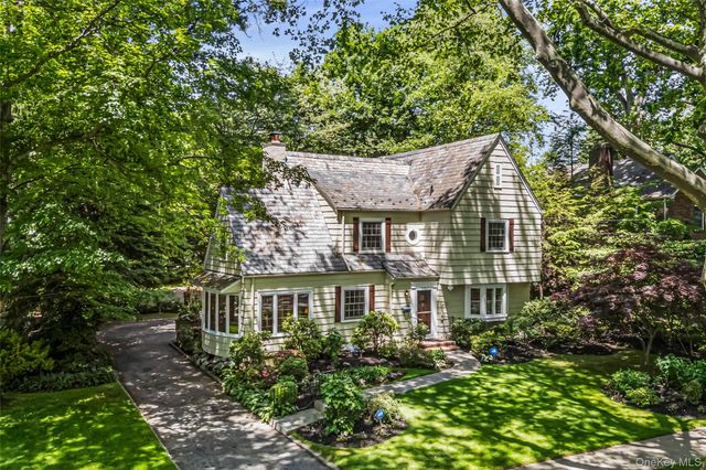 433 Park Avenue, Manhasset, NY 11030