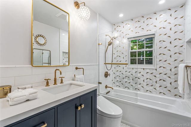 433 Park Avenue, Manhasset, NY 11030