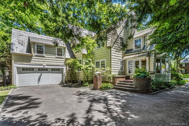 433 Park Avenue, Manhasset, NY 11030