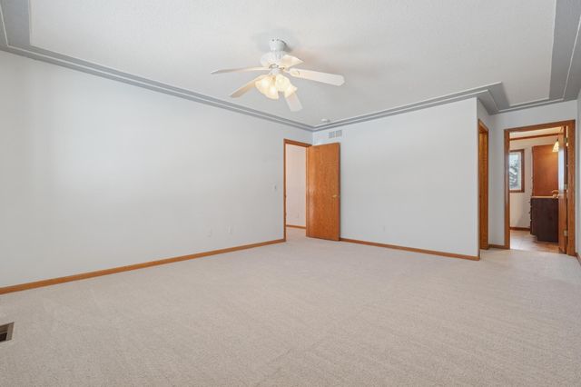 17452 Hibiscus Avenue, Lakeville, MN 55044