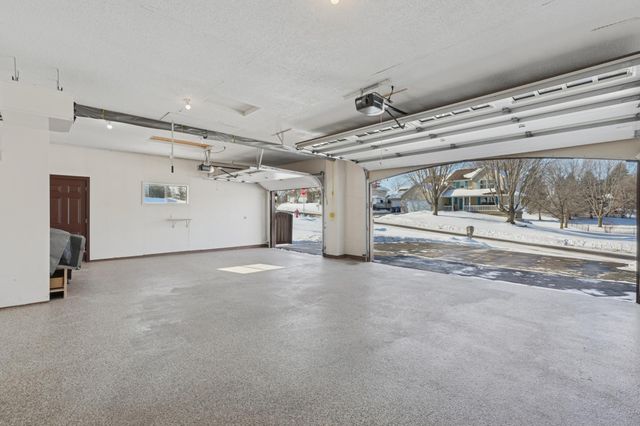 17452 Hibiscus Avenue, Lakeville, MN 55044