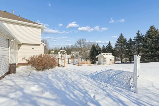 17452 Hibiscus Avenue, Lakeville, MN 55044