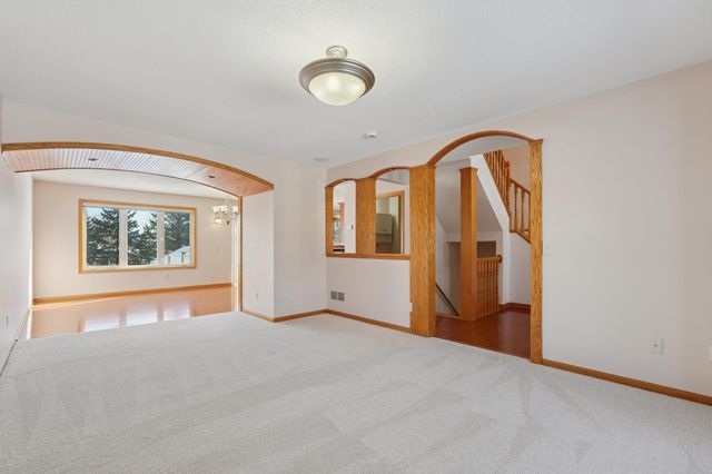 17452 Hibiscus Avenue, Lakeville, MN 55044