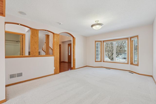 17452 Hibiscus Avenue, Lakeville, MN 55044