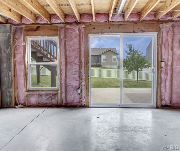 59 Stone Bridge Drive, Moscow Mills, MO 63362
