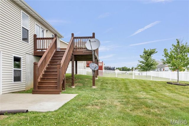 59 Stone Bridge Drive, Moscow Mills, MO 63362