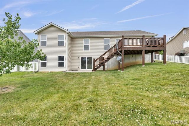 59 Stone Bridge Drive, Moscow Mills, MO 63362