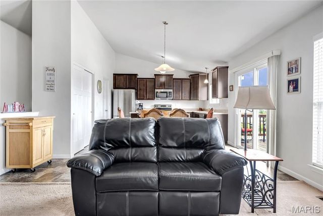 59 Stone Bridge Drive, Moscow Mills, MO 63362