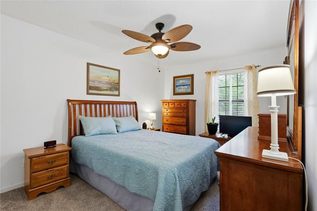 35086 WHISPERING OAKS BOULEVARD, Dade City, FL 33523