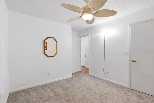 35086 WHISPERING OAKS BOULEVARD, Dade City, FL 33523