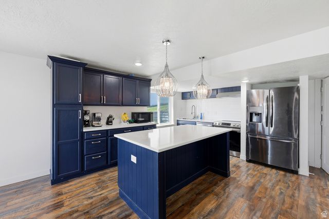 2656 N BLUEBELL DR, Saratoga Springs, UT 84045