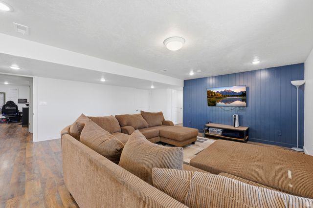 2656 N BLUEBELL DR, Saratoga Springs, UT 84045
