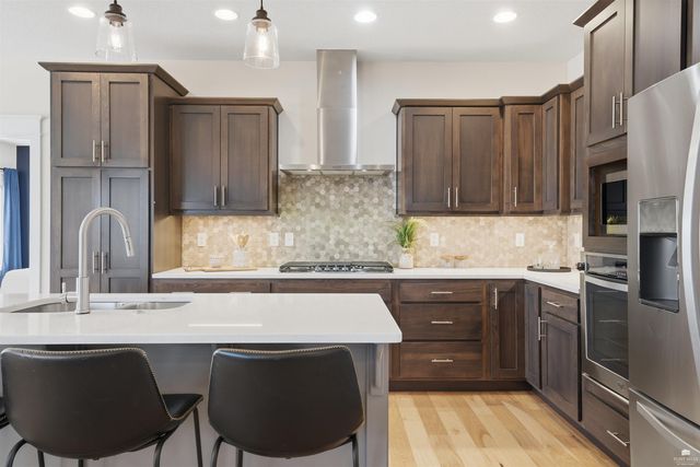 305 Firethorn Drive, Manhattan, KS 66503