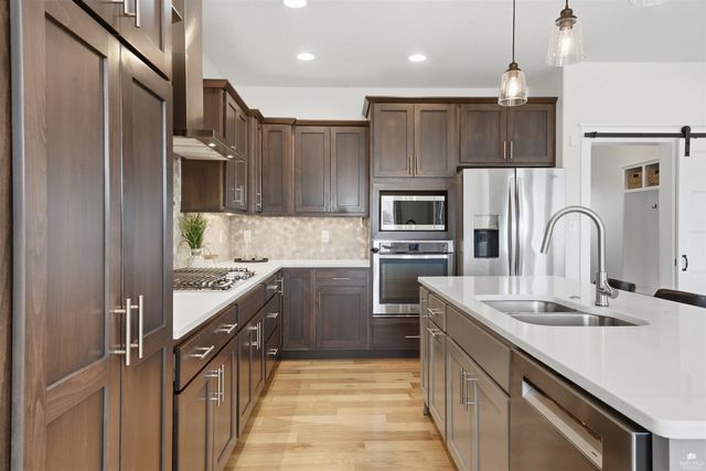 305 Firethorn Drive, Manhattan, KS 66503