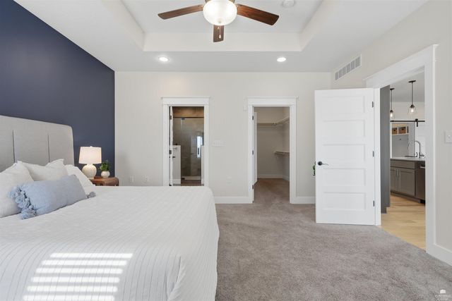 305 Firethorn Drive, Manhattan, KS 66503