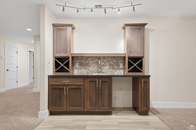 305 Firethorn Drive, Manhattan, KS 66503