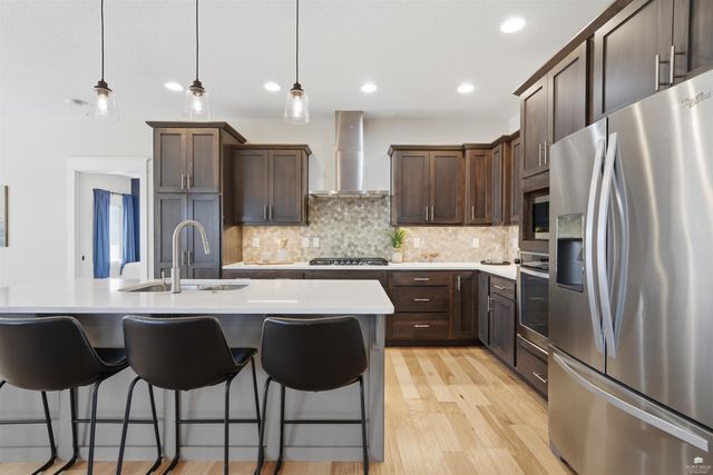 305 Firethorn Drive, Manhattan, KS 66503