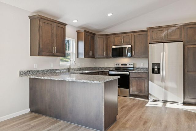 913 Harvest Drive SW, Lonsdale, MN 55046