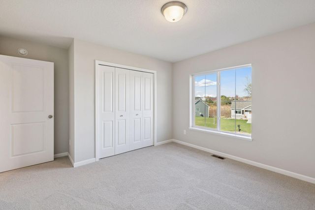 913 Harvest Drive SW, Lonsdale, MN 55046